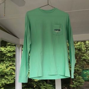 Long sleeve green vineyard vines tee